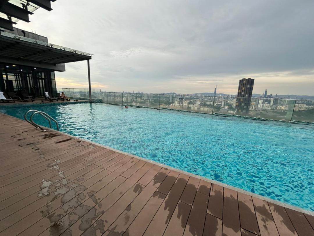 Appartement Eko Cheras Kid's Friendly 3 Bedroom Washing Machines Wi-fi Kuala Lumpur