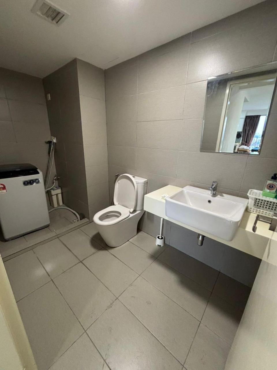 Pangsapuri Eko Cheras Kid's Friendly 3 Bedroom Washing Machines Wi-fi *