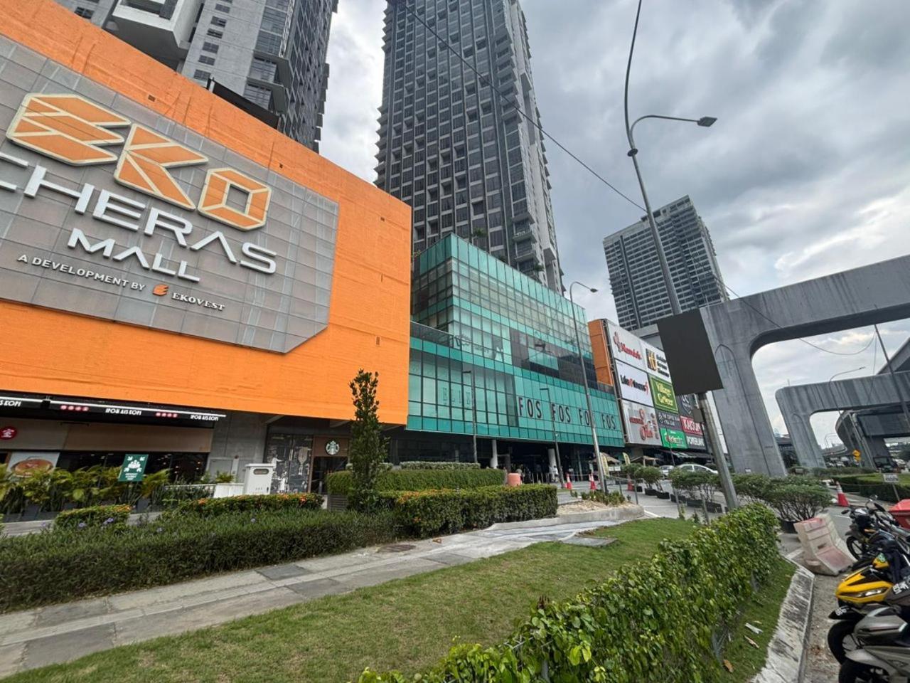 Eko Cheras Kid's Friendly 3 Bedroom Washing Machines Wi-fi Kuala Lumpur