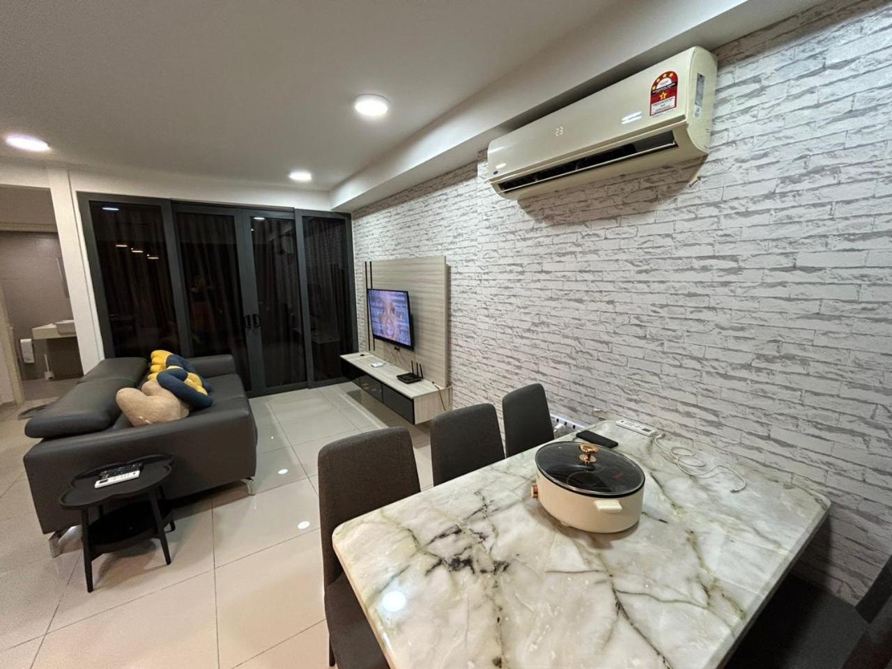 Eko Cheras Kid's Friendly 3 Bedroom Washing Machines Wi-fi * Kuala Lumpur
